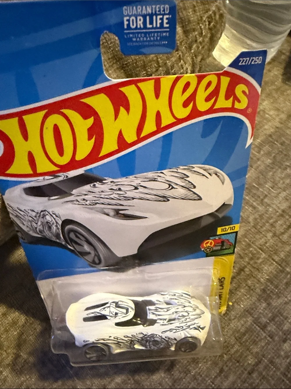 Hot Wheels ride wave